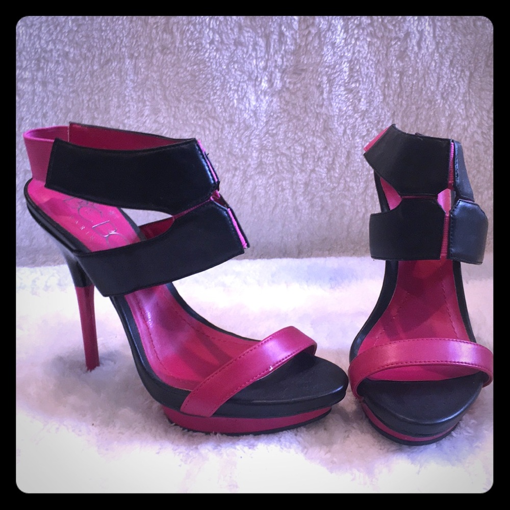 BGBG Hot Pink / Black Sexy Stiletto. Never Worn. 7